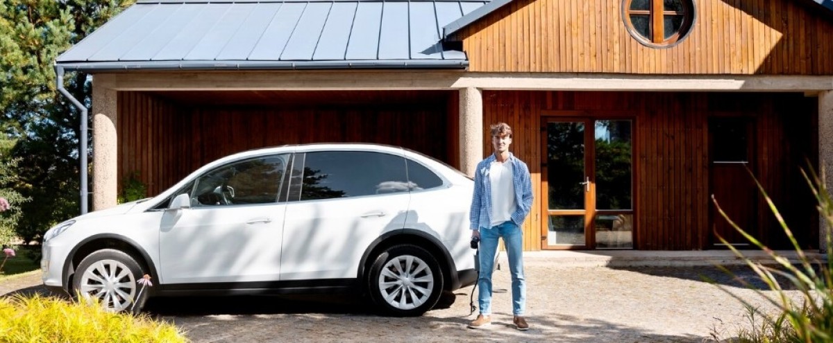 cargar-tu-coche-electrico-con-energia-solar