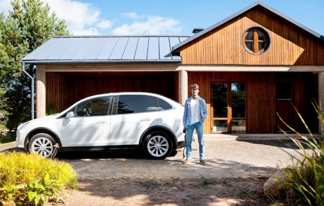 cargar-tu-coche-electrico-con-energia-solar