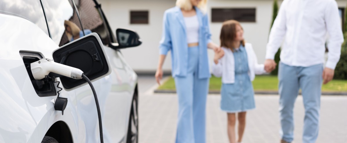 como-elegir-la-mejor-tarifa-de-luz-para-recargar-tu-coche-electrico