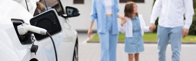 como-elegir-la-mejor-tarifa-de-luz-para-recargar-tu-coche-electrico