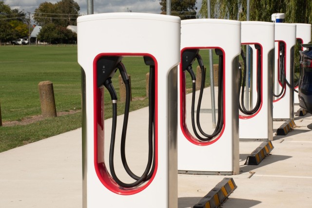 cuanto-tarda-en-cargar-un-tesla-en-un-supercharger